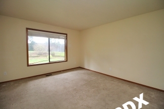 Gorgeous Updated Split-Level Home On Over-sized Lot in NE Portland