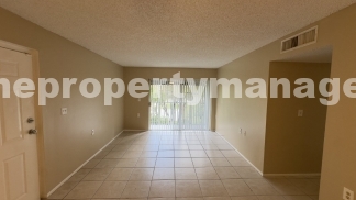Charming 2-Bed Condo Retreat in West Palm Beach – Cozy Living Awaits!