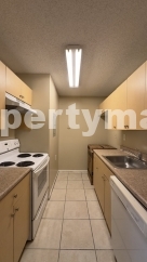 Charming 2-Bed Condo Retreat in West Palm Beach – Cozy Living Awaits!