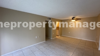 Charming 2-Bed Condo Retreat in West Palm Beach – Cozy Living Awaits!