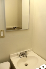 Cottage Style Apartment in Courtyard Community with Room to Garden!