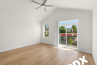 Upper Unit Spacious 1 Bedroom Apartment - SW Portland