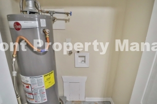 Beautifully 2 bedroom near Fort Sam!