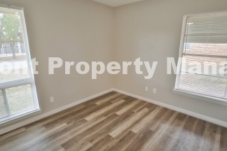 Beautifully 2 bedroom near Fort Sam!