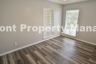 Beautifully 2 bedroom near Fort Sam!