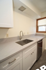 **One Month Free Rent with a 13-Month Lease** Come Home To This Beautifully Updated 2 Bedroom SW Portland Apartment!
