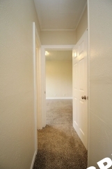 Freshly Updated 1 Bedroom with Reserved Parking In Vibrant SE PDX Neighborhood!