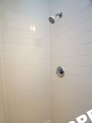 Freshly Updated 1 Bedroom with Reserved Parking In Vibrant SE PDX Neighborhood!