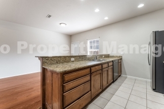 Introducing a spacious duplex with a great location in Bentonville, AR