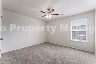 Introducing a spacious duplex with a great location in Bentonville, AR