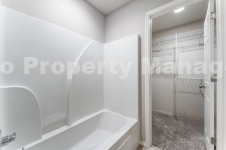 Introducing a spacious duplex with a great location in Bentonville, AR