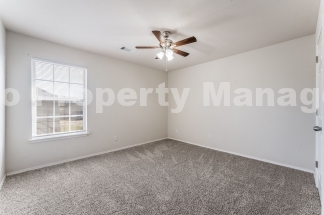 Introducing a spacious duplex with a great location in Bentonville, AR