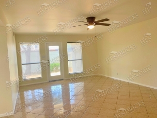 Beautifully Renovated 3 Bedroom Home in Royal Ridge