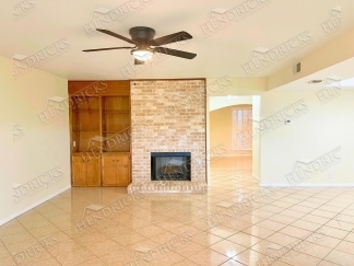 Beautifully Renovated 3 Bedroom Home in Royal Ridge