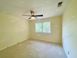 Beautifully Renovated 3 Bedroom Home in Royal Ridge