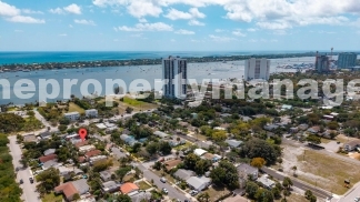 Charming 2-Bed With Backyard Oasis In West Palm Beach!