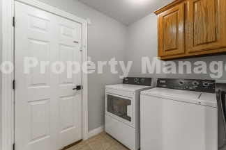 Bright & Spacious 4-Bedroom Home with Fenced Yard