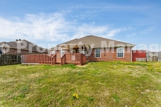 Bright & Spacious 4-Bedroom Home with Fenced Yard