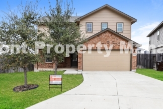Spacious 4-Bedroom Gem with 2.5 Baths in San Antonio – 2,324 Sq Ft of Comfort at 2935 Thackery Groove