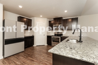 Spacious 4-Bedroom Gem with 2.5 Baths in San Antonio – 2,324 Sq Ft of Comfort at 2935 Thackery Groove