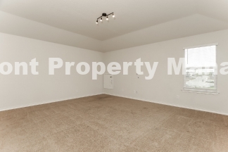 Spacious 4-Bedroom Gem with 2.5 Baths in San Antonio – 2,324 Sq Ft of Comfort at 2935 Thackery Groove