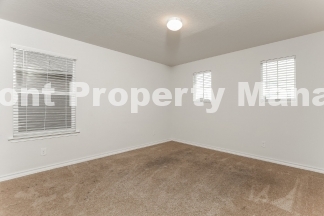 Spacious 4-Bedroom Gem with 2.5 Baths in San Antonio – 2,324 Sq Ft of Comfort at 2935 Thackery Groove