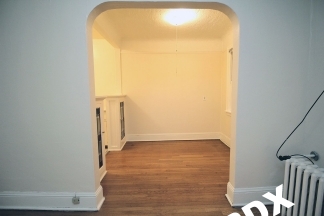 Classic Studio Apartment in the Historic Irving Manor - NW Portland!