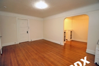 Classic Studio Apartment in the Historic Irving Manor - NW Portland!