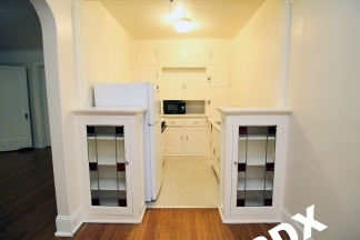 Classic Studio Apartment in the Historic Irving Manor - NW Portland!