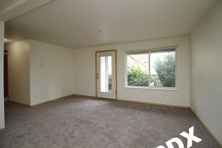 Conveniently Located 2 Bedroom Powellhurst Apartment