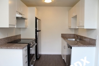 St. Johns Living - Renovated Two Bedroom Apartment in Gated Complex!