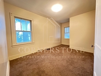 2 Bedroom Ranch W/ Garage $825