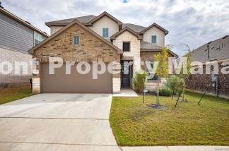 Spacious 4-Bedroom Retreat in San Antonio with 3.5 Baths and 2714 Sq Ft of Comfort!