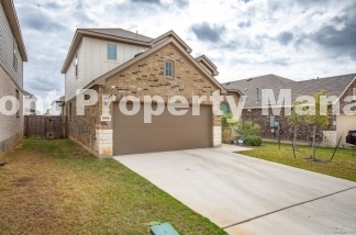 Spacious 4-Bedroom Retreat in San Antonio with 3.5 Baths and 2714 Sq Ft of Comfort!