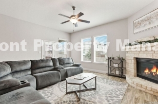 Spacious 4-Bedroom Retreat in San Antonio with 3.5 Baths and 2714 Sq Ft of Comfort!