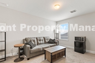 Spacious 4-Bedroom Retreat in San Antonio with 3.5 Baths and 2714 Sq Ft of Comfort!