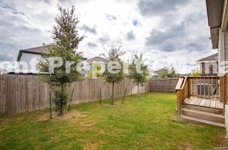 Spacious 4-Bedroom Retreat in San Antonio with 3.5 Baths and 2714 Sq Ft of Comfort!