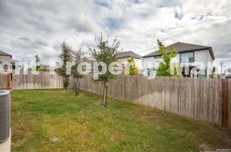 Spacious 4-Bedroom Retreat in San Antonio with 3.5 Baths and 2714 Sq Ft of Comfort!