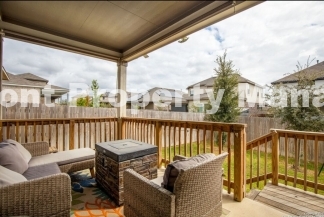 Spacious 4-Bedroom Retreat in San Antonio with 3.5 Baths and 2714 Sq Ft of Comfort!