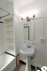 Adorable Updated Irvington 1 Bedroom in Charming 6-Plex