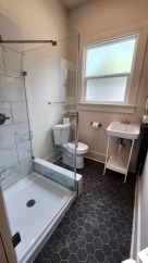 Multi-Room Studio Apartment in Gorgeous Portland Heights Victorian!