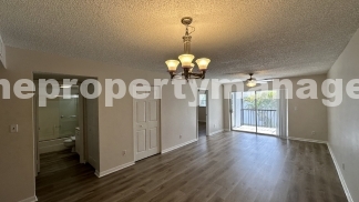 Charming 2-Bed, 2-Bath in Delray Beach - Perfect Blend of Comfort & Convenience!