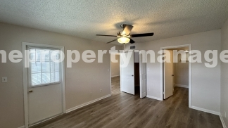 Charming 2-Bed, 2-Bath in Delray Beach - Perfect Blend of Comfort & Convenience!