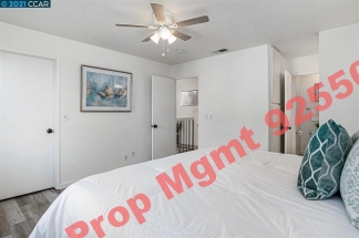Charming 2-Bed Condo Retreat: Modern Comfort in Concord - 1218 Sq Ft of Style!