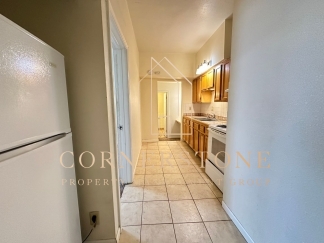 Nice main floor 2 Bedroom $650month/dep