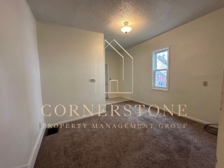 Nice main floor 2 Bedroom $650month/dep