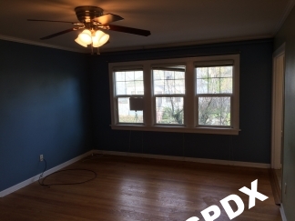 Upper Level Chasselton 1 Bedroom Condo in Vibrant Kerns Neighborhood
