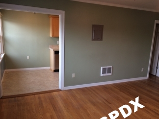 Upper Level Chasselton 1 Bedroom Condo in Vibrant Kerns Neighborhood