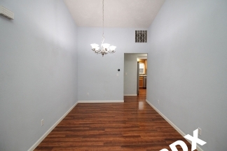 Spacious Southeast Hillsboro 3 Bedroom/2 Bath Home with Fenced Yard