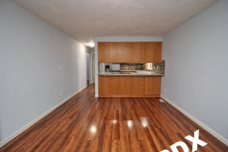 Spacious Southeast Hillsboro 3 Bedroom/2 Bath Home with Fenced Yard